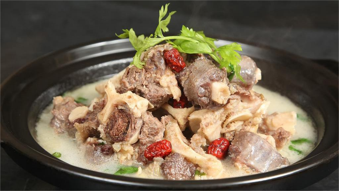 解秋燥、調脾胃 “兩肉一果”吃出好氣色！